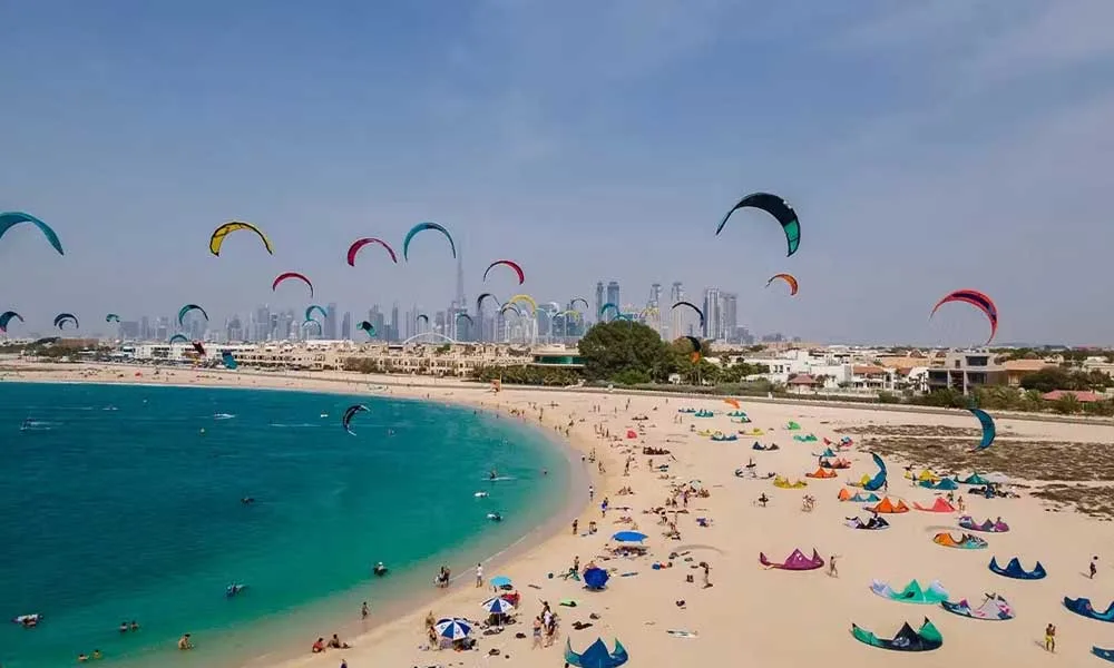 Kite Beach: Soaking Up the Sun and Having Fun