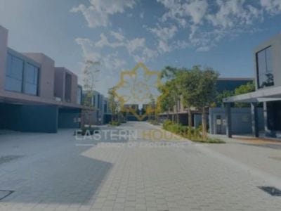 Street View of 4 bedroom townhouse in Robinia, Tilal City