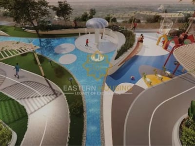 Marquis Insignia Arjan Swimming pool View