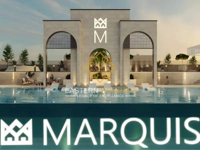 Marquis Insignia Arjan Swimming Pool View