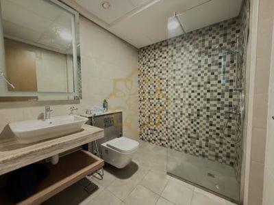 Azizi Aliyah Residence Bahroom View
