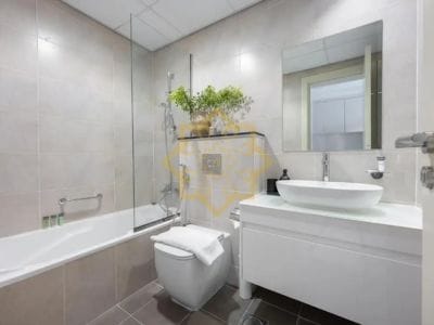 Carson Tower C Bathroom