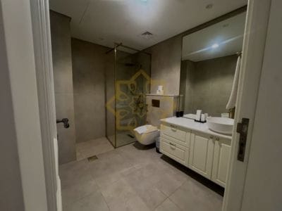 Mayas Geneva Bathroom