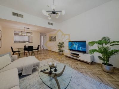The AUTUMN 1 Living Area